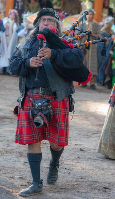 renaissance faire kilt